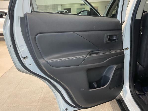 Mitsubishi Outlander III Рестайлинг 3 с пробегом 2021 года, цена 2 260 000 рублей, 120000 км, внедорожник, Автокод Объявления
