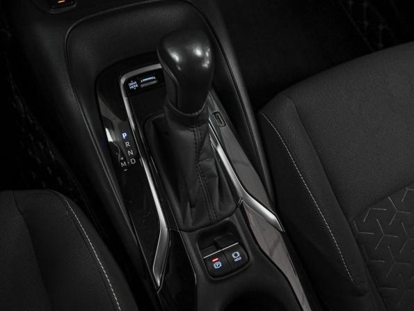 Toyota Corolla XII (E210) с пробегом 2019 года, цена 1 856 000 рублей, 64588 км, хэтчбек, Автокод Объявления