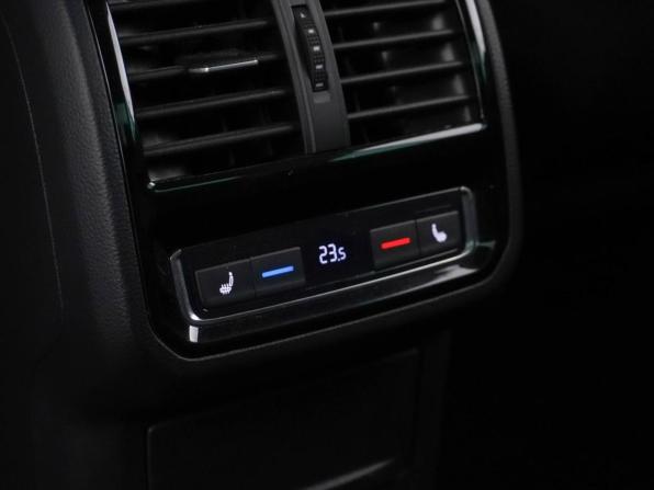 Volkswagen Passat B8 Рестайлинг с пробегом 2020 года, цена 2 399 046 рублей, 165243 км, седан, Автокод Объявления