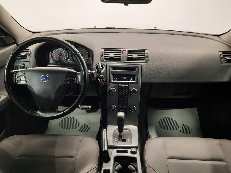 Volvo S40 II Рестайлинг Санкт-Петербург  - изображение 10