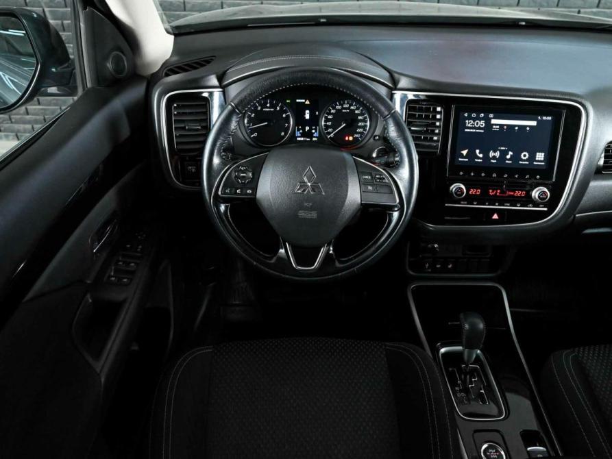 Mitsubishi Outlander III Рестайлинг 3 Екатеринбург  - изображение 12