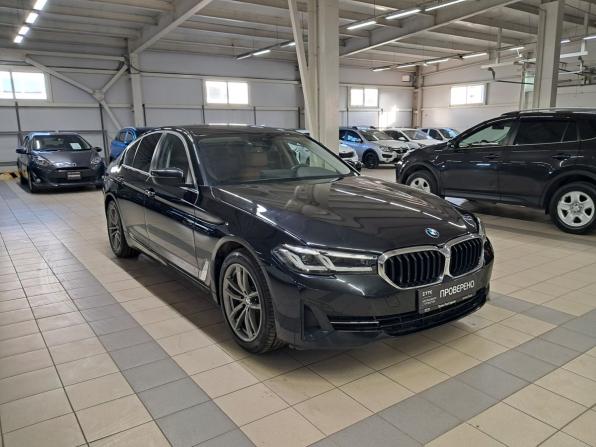 BMW 5 серии VII (G30/G31/G38) Рестайлинг с пробегом 2021 года, цена 5 300 000 рублей, 54987 км, седан, Автокод Объявления