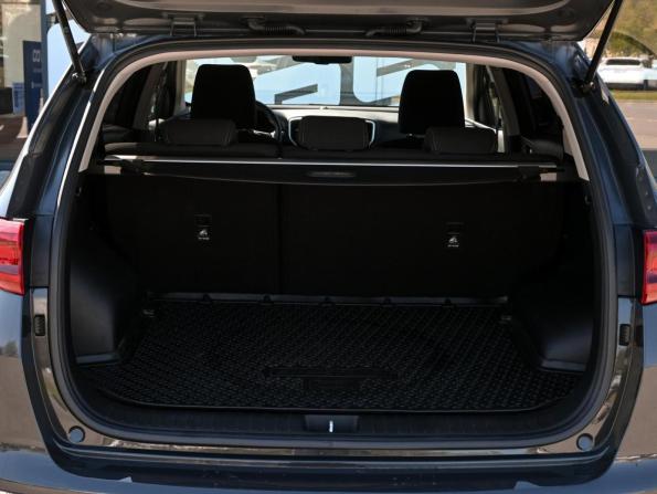 Kia Sportage IV Рестайлинг с пробегом 2022 года, цена 2 888 600 рублей, 12427 км, внедорожник, Автокод Объявления