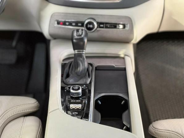Volvo XC90 II Рестайлинг 1 с пробегом 2020 года, цена 5 295 000 рублей, 78439 км, внедорожник, Автокод Объявления