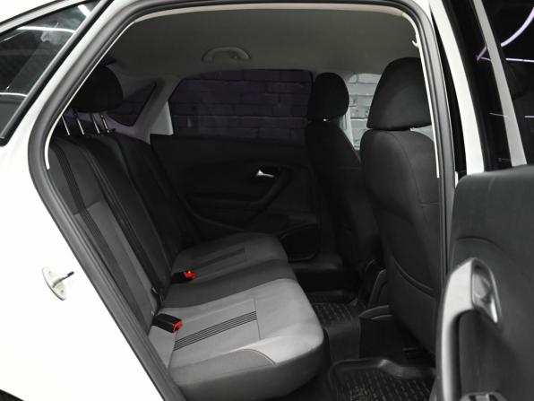 Volkswagen Polo V Рестайлинг с пробегом 2016 года, цена 1 170 000 рублей, 125774 км, седан, Автокод Объявления