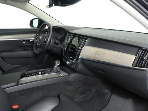 Volvo S90 II Рестайлинг с пробегом 2021 года, цена 3 599 000 рублей, 83400 км, седан, Автокод Объявления