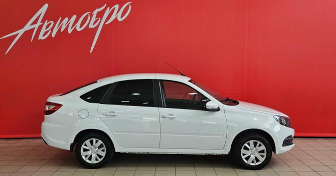 Lada (ВАЗ) Granta I Рестайлинг с пробегом 2022 года, цена 840 000 рублей, 31450 км, хэтчбек, Автокод Объявления