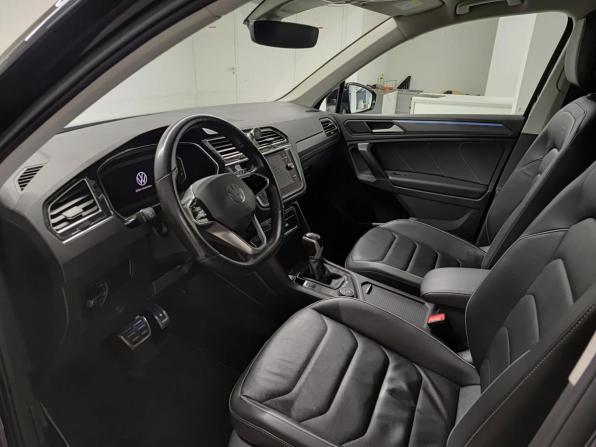 Volkswagen Tiguan II Рестайлинг с пробегом 2021 года, цена 4 243 000 рублей, 67635 км, внедорожник, Автокод Объявления