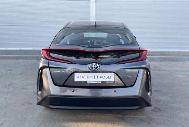 Toyota Prius IV (XW50) с пробегом 2017 года, цена 1 800 000 рублей, 156077 км, лифтбек, Автокод Объявления