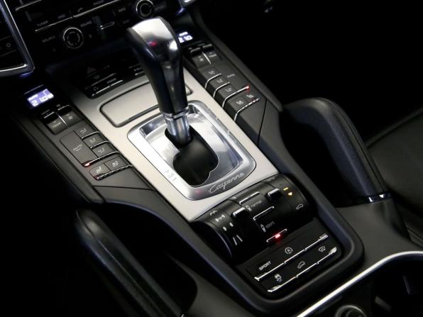 Porsche Cayenne II (958) с пробегом 2011 года, цена 2 100 000 рублей, 190533 км, внедорожник, Автокод Объявления