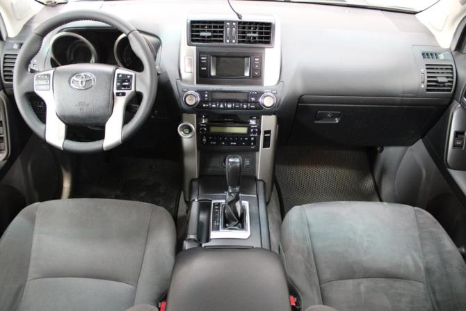 Toyota Land Cruiser Prado 150 Series с пробегом 2012 года, цена 3 046 000 рублей, 131379 км, внедорожник, Автокод Объявления