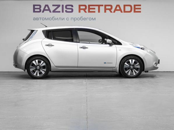 Nissan Leaf I (ZE0/AZE0) с пробегом 2017 года, цена 779 000 рублей, 180423 км, хэтчбек, Автокод Объявления