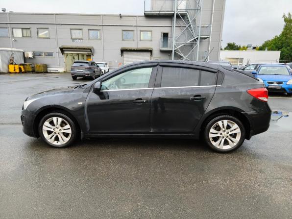 Chevrolet Cruze I Рестайлинг с пробегом 2012 года, цена 649 000 рублей, 185000 км, хэтчбек, Автокод Объявления