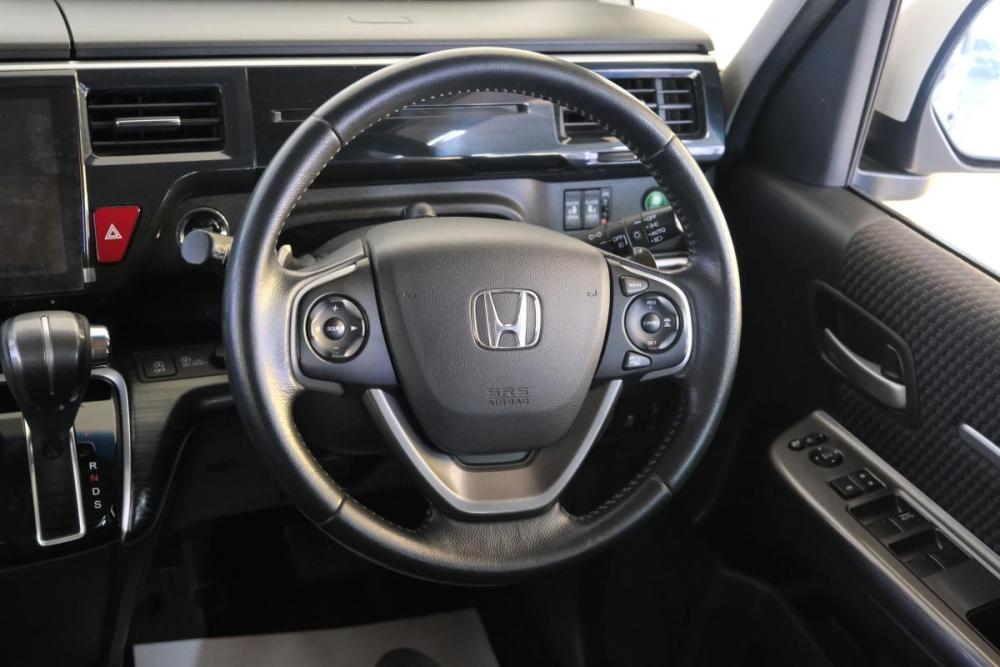 Honda Stepwgn V Омск  - изображение 13
