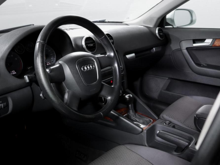 Audi A3 II (8P) Рестайлинг 2 Москва  - изображение 9