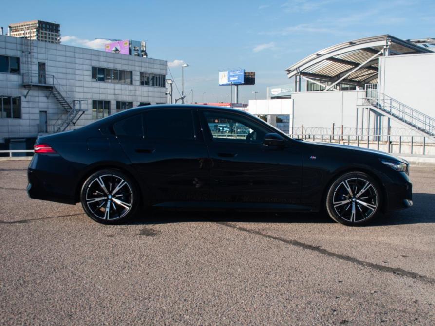 BMW 5 серии VIII (G60/G61/G68) Москва  - изображение 4