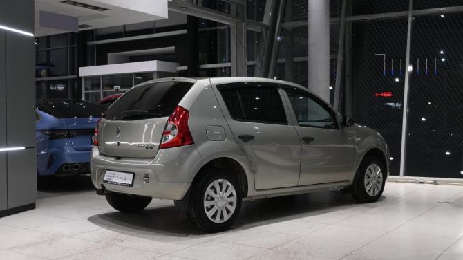 Renault Sandero I с пробегом 2014 года, цена 550 000 рублей, 85337 км, хэтчбек, Автокод Объявления