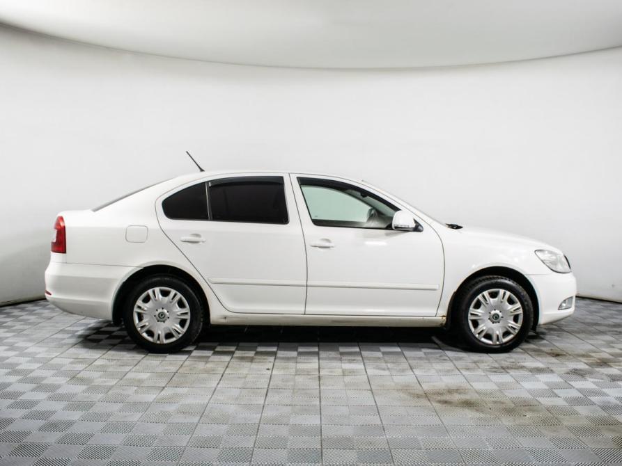 Skoda Octavia II (A5) Рестайлинг Москва  - изображение 4