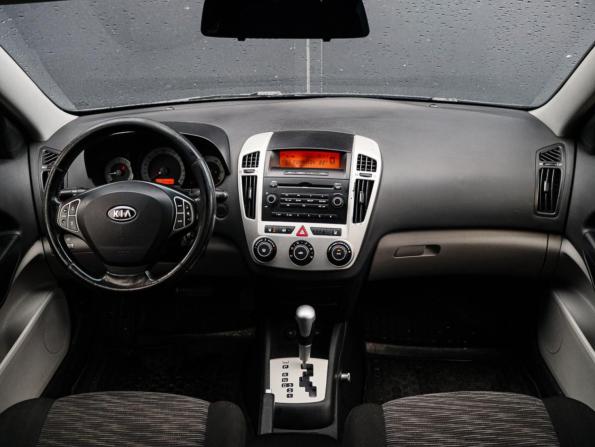 Kia Ceed I с пробегом 2009 года, цена 650 000 рублей, 298984 км, хэтчбек, Автокод Объявления