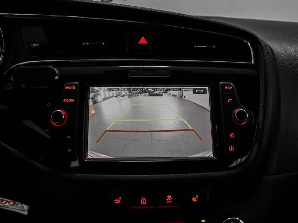 Kia Ceed II Рестайлинг с пробегом 2017 года, цена 1 559 000 рублей, 116840 км, универсал, Автокод Объявления