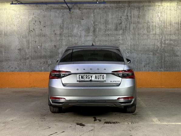Skoda Superb III Рестайлинг с пробегом 2021 года, цена 2 500 000 рублей, 90403 км, лифтбек, Автокод Объявления
