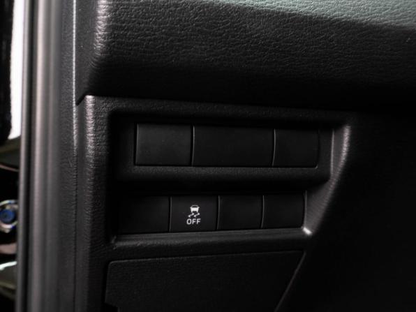 Mitsubishi L200 VI с пробегом 2025 года, цена 4 485 000 рублей, 28 км, offers.body_type.unknown, Автокод Объявления
