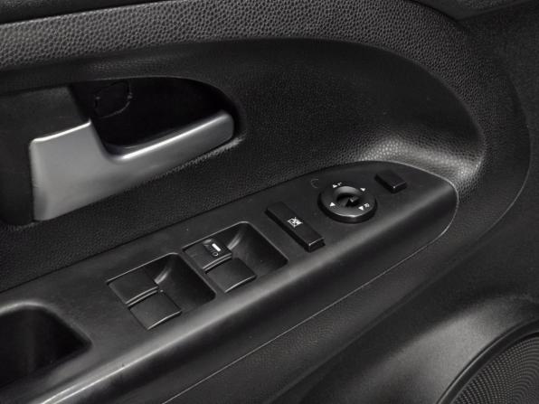 Kia Venga I с пробегом 2011 года, цена 780 000 рублей, 211772 км, минивэн, Автокод Объявления