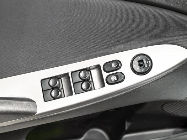 Hyundai Solaris I Рестайлинг с пробегом 2016 года, цена 830 000 рублей, 180859 км, седан, Автокод Объявления