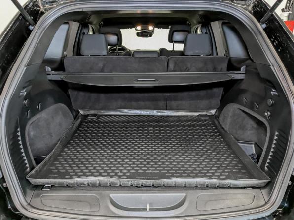 Jeep Grand Cherokee IV (WK2) Рестайлинг с пробегом 2018 года, цена 2 940 000 рублей, 141694 км, внедорожник, Автокод Объявления