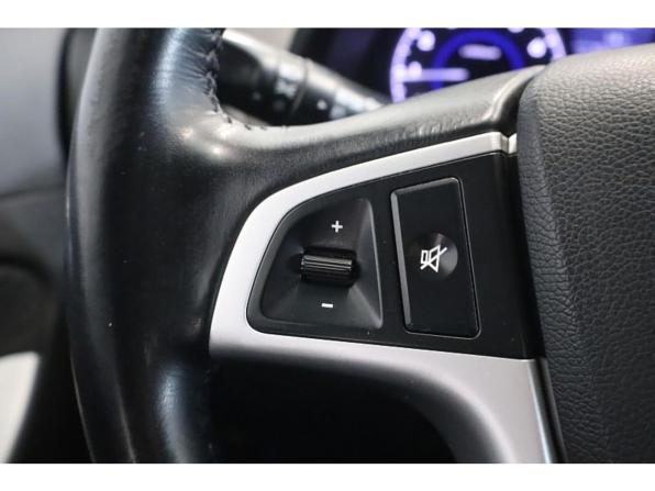 Hyundai Solaris I с пробегом 2012 года, цена 673 000 рублей, 161073 км, седан, Автокод Объявления