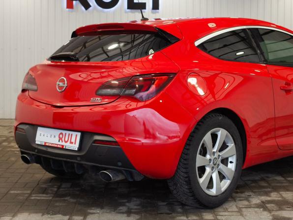 Opel Astra J Рестайлинг с пробегом 2011 года, цена 810 000 рублей, 192504 км, хэтчбек, Автокод Объявления