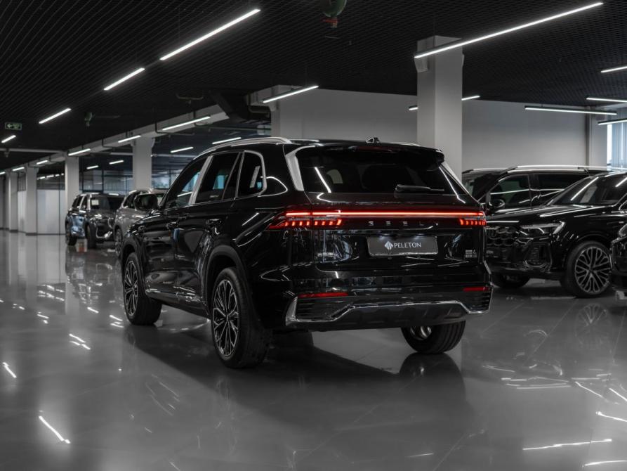 Geely Monjaro I Рестайлинг 2 Москва  - изображение 4