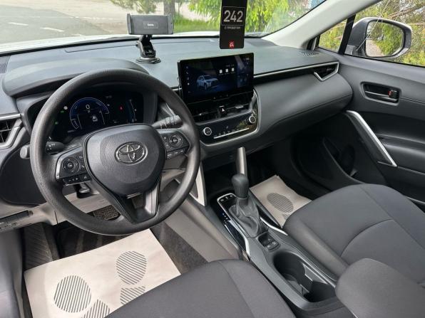 Toyota Corolla Cross I с пробегом 2024 года, цена 3 150 000 рублей, 29873 км, внедорожник, Автокод Объявления