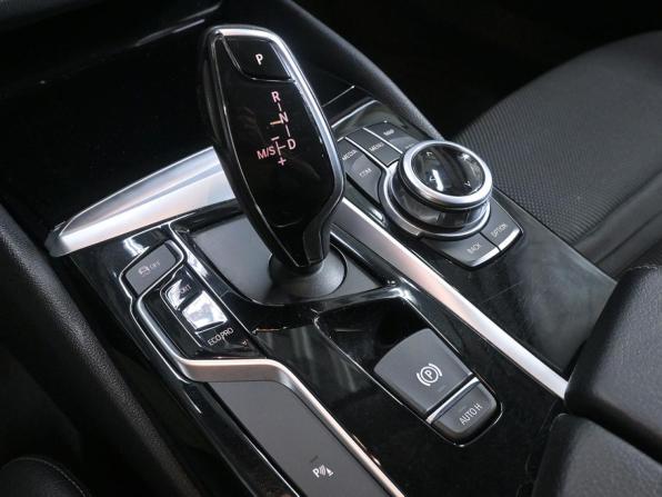 BMW 5 серии VII (G30/G31/G38) с пробегом 2017 года, цена 2 999 000 рублей, 174289 км, седан, Автокод Объявления