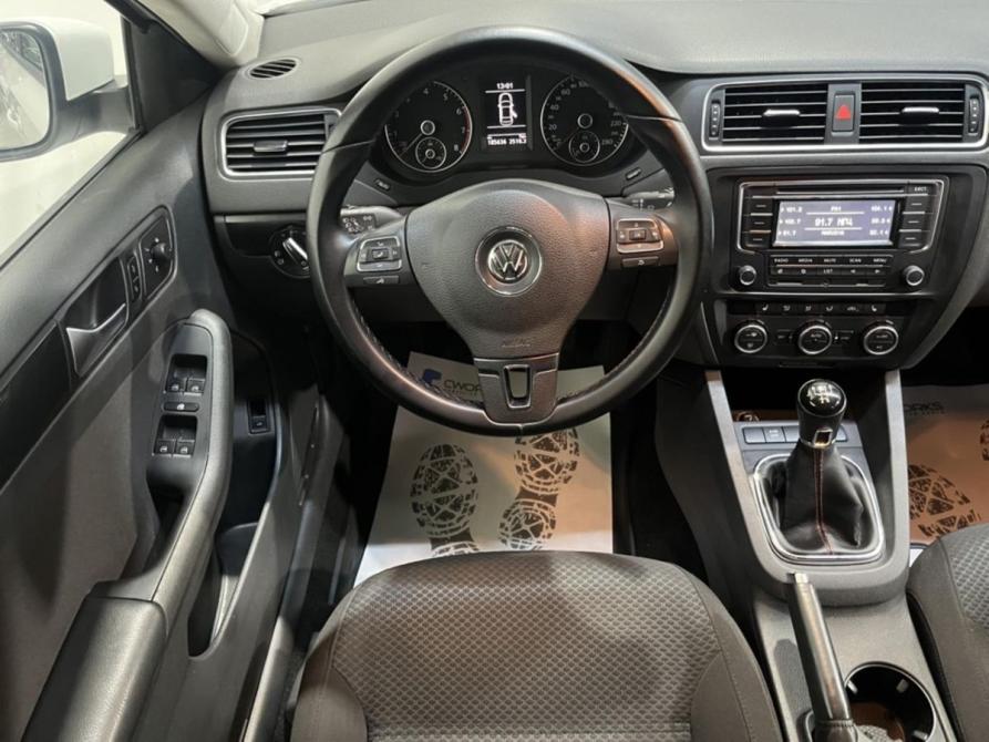 Volkswagen Jetta VI Курск  - изображение 9