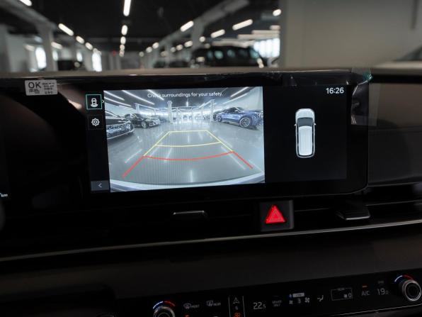 Kia Carnival IV Рестайлинг с пробегом 2024 года, цена 5 700 000 рублей, 23236 км, минивэн, Автокод Объявления