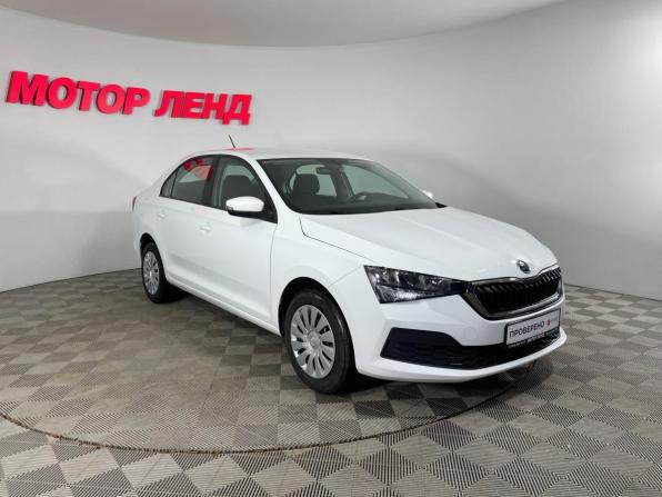 Skoda Rapid II с пробегом 2022 года, цена 1 700 000 рублей, 62306 км, лифтбек, Автокод Объявления