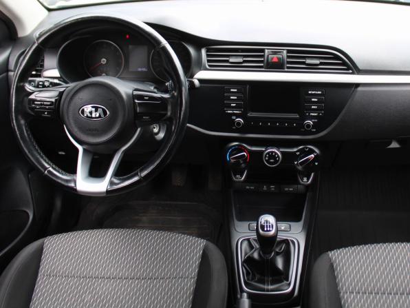 Kia Rio IV с пробегом 2018 года, цена 1 289 000 рублей, 136492 км, хэтчбек, Автокод Объявления