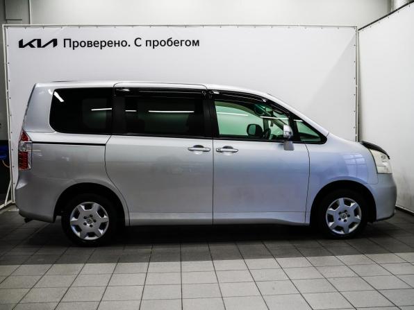 Toyota Noah II (R70) с пробегом 2008 года, цена 1 130 000 рублей, 319154 км, минивэн, Автокод Объявления