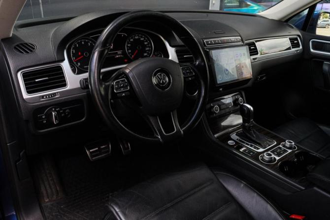 Volkswagen Touareg II Рестайлинг с пробегом 2015 года, цена 2 150 000 рублей, 208246 км, внедорожник, Автокод Объявления