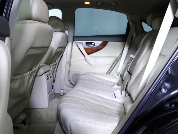 Infiniti QX70 с пробегом 2015 года, цена 2 500 000 рублей, 110278 км, внедорожник, Автокод Объявления