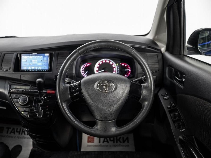 Toyota ISis I Рестайлинг Иркутск  - изображение 10