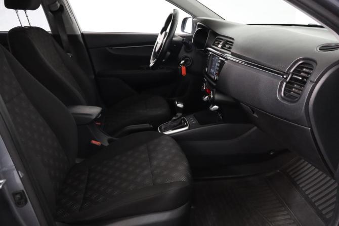 Kia Rio IV с пробегом 2018 года, цена 1 399 000 рублей, 108000 км, хэтчбек, Автокод Объявления