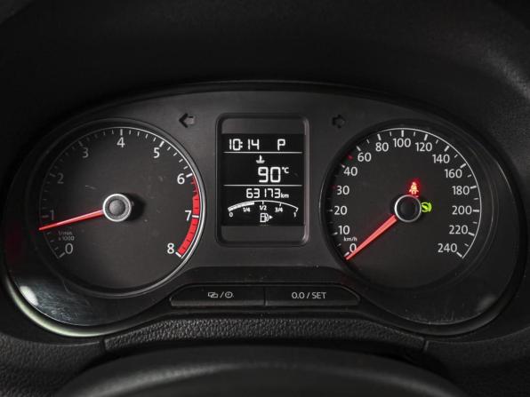Volkswagen Polo V Рестайлинг с пробегом 2019 года, цена 1 398 000 рублей, 63173 км, седан, Автокод Объявления