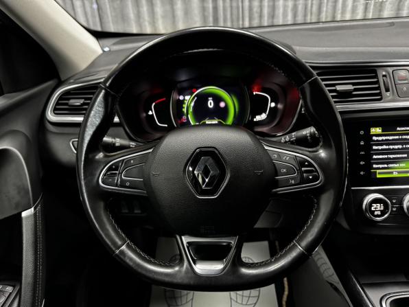 Renault Kadjar I Рестайлинг с пробегом 2019 года, цена 1 450 000 рублей, 240889 км, внедорожник, Автокод Объявления
