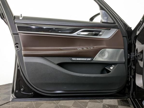BMW 7 серии VI (G11/G12) с пробегом 2017 года, цена 3 720 000 рублей, 117899 км, седан, Автокод Объявления