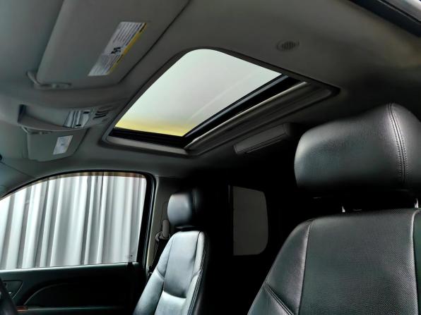 Chevrolet Tahoe III с пробегом 2012 года, цена 1 333 000 рублей, 461278 км, внедорожник, Автокод Объявления