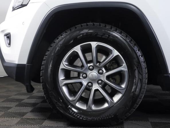 Jeep Grand Cherokee IV (WK2) Рестайлинг с пробегом 2015 года, цена 2 690 000 рублей, 88200 км, внедорожник, Автокод Объявления