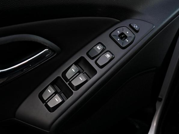 Hyundai ix35 I с пробегом 2010 года, цена 1 309 000 рублей, 150631 км, внедорожник, Автокод Объявления