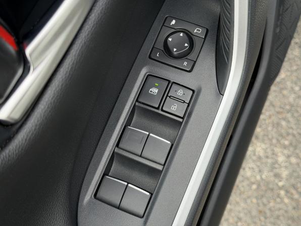 Toyota RAV4 V (XA50) с пробегом 2020 года, цена 3 050 000 рублей, 32218 км, внедорожник, Автокод Объявления